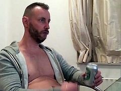 Testosterone king shows how should real men masturbate