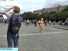 Hot babe Paris naked in berlin