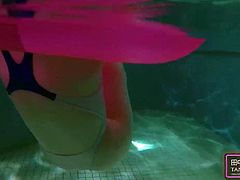 Japanese beautiful model underwater