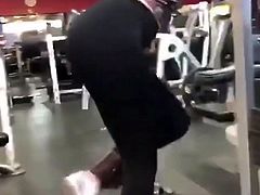 Madelline Maduena culito de perra en el gym