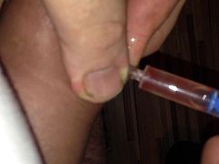 2ml intravenous injection to the cock