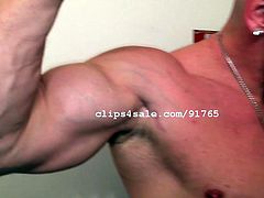 Muscle Fetish - Dom Flexing Video 2