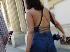 Candid sideboob on the street