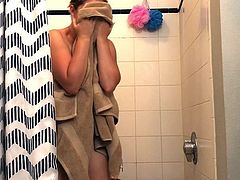REAL HIDDEN CAM OF WIFE COMING OUT OF SHOWER NAKED