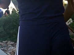 Brunette Jiggly Ass in Sweatpants VPL