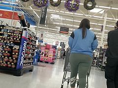 Wal-Mart Creep Shots chubby PAWG cheeks walking