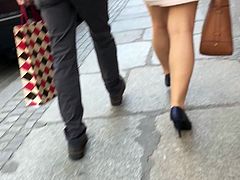 candid legs on street previews