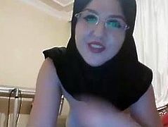 Turkish Hijab Girl Cam Show