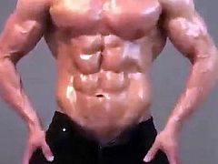 Oiled Muscle shows off - NO SOUND