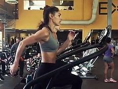 Allison Stokke running on treadmill