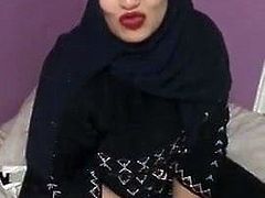 arabic mom with hijab suck a Big cock