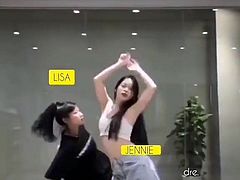 Korean celeb jennie dance hot