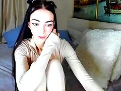 Brunette Solo Webcam Masturbation