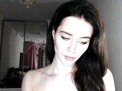 Brunette Solo Webcam Masturbation