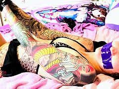 Solo booty assed babe ass toying masturbation in hi def