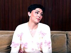 PervTherapy - Magenta Lexx