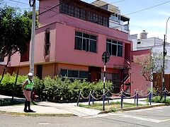 Peruvian Police Officer Screws a Venezuelan