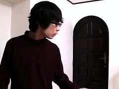 La MamÃ¡ De Mi Amigo Aki Sasaki Sub Esp